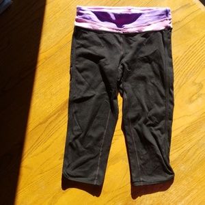 Womans TEK GEAR size s.       E